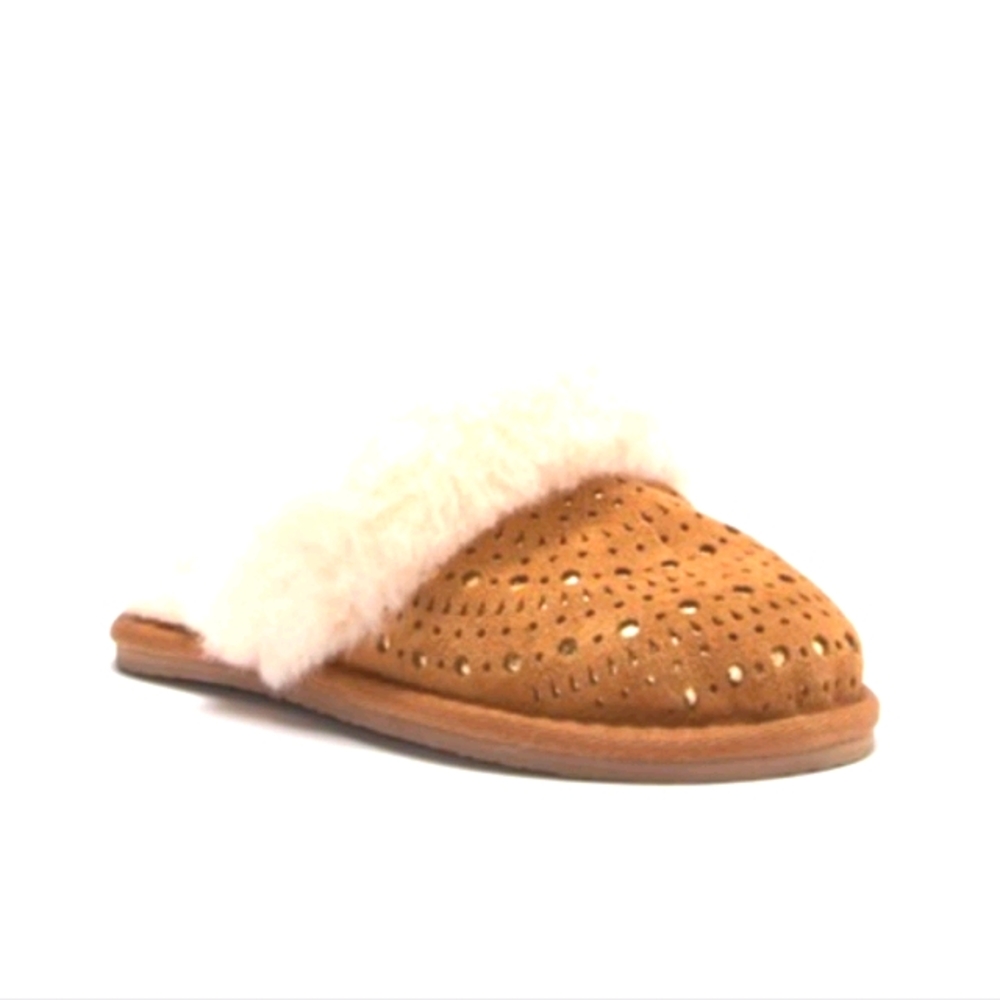 Ugg Finn lazer cut slippers.